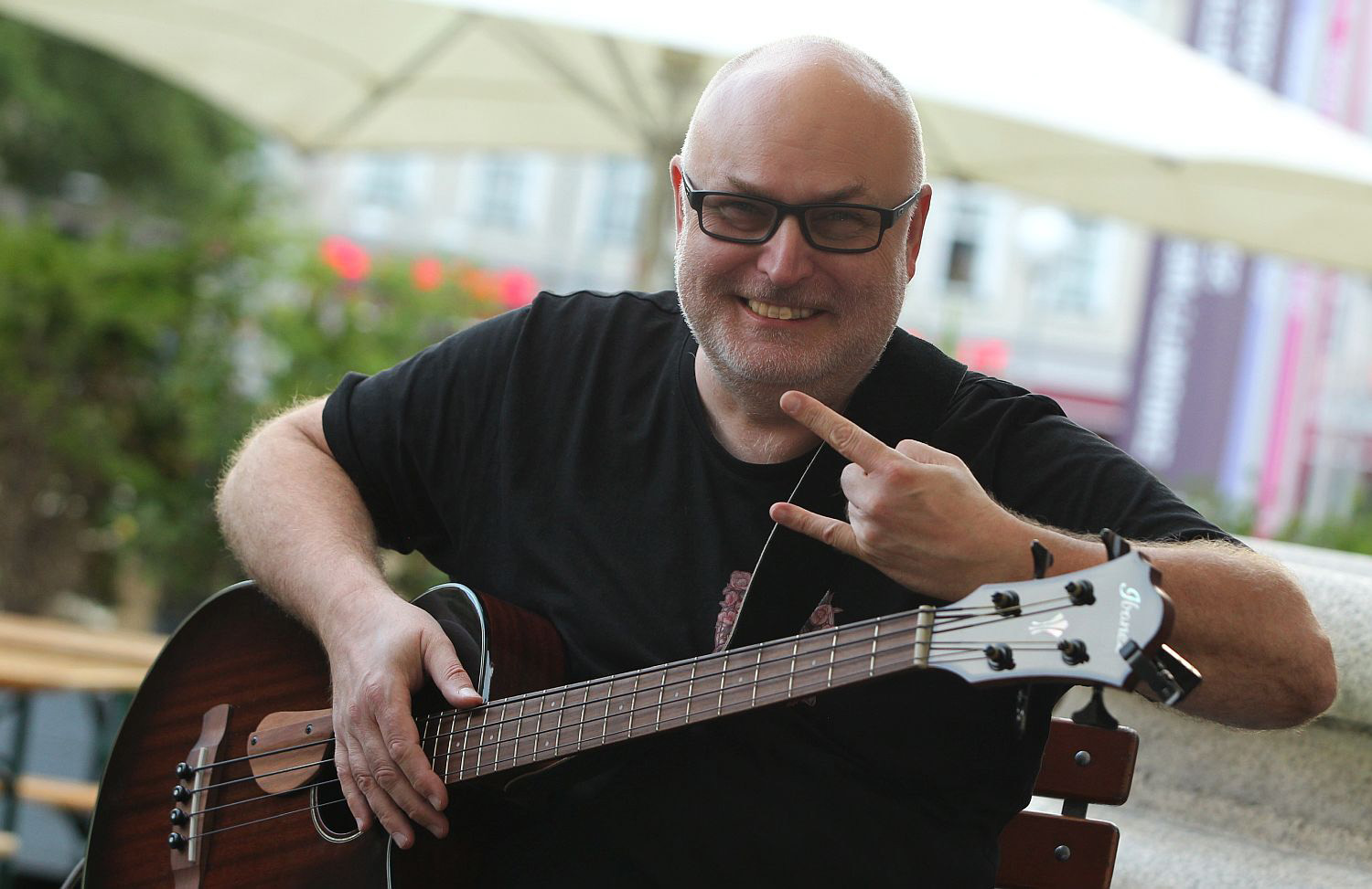 Künstler, Musiker, Bassist - www.wilfriedbass.de