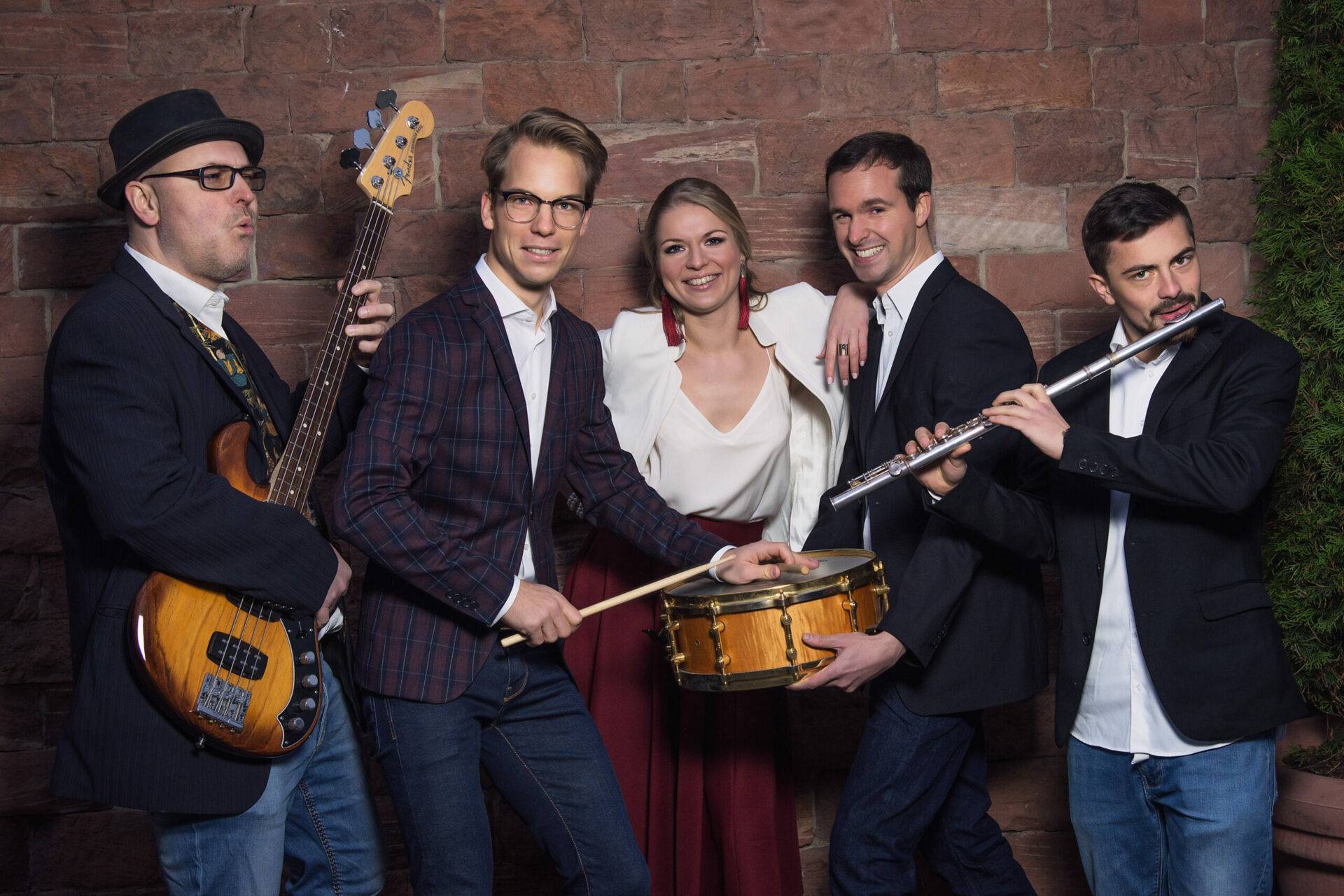 Künstler, Musiker, Bassist - www.wilfriedbass.de